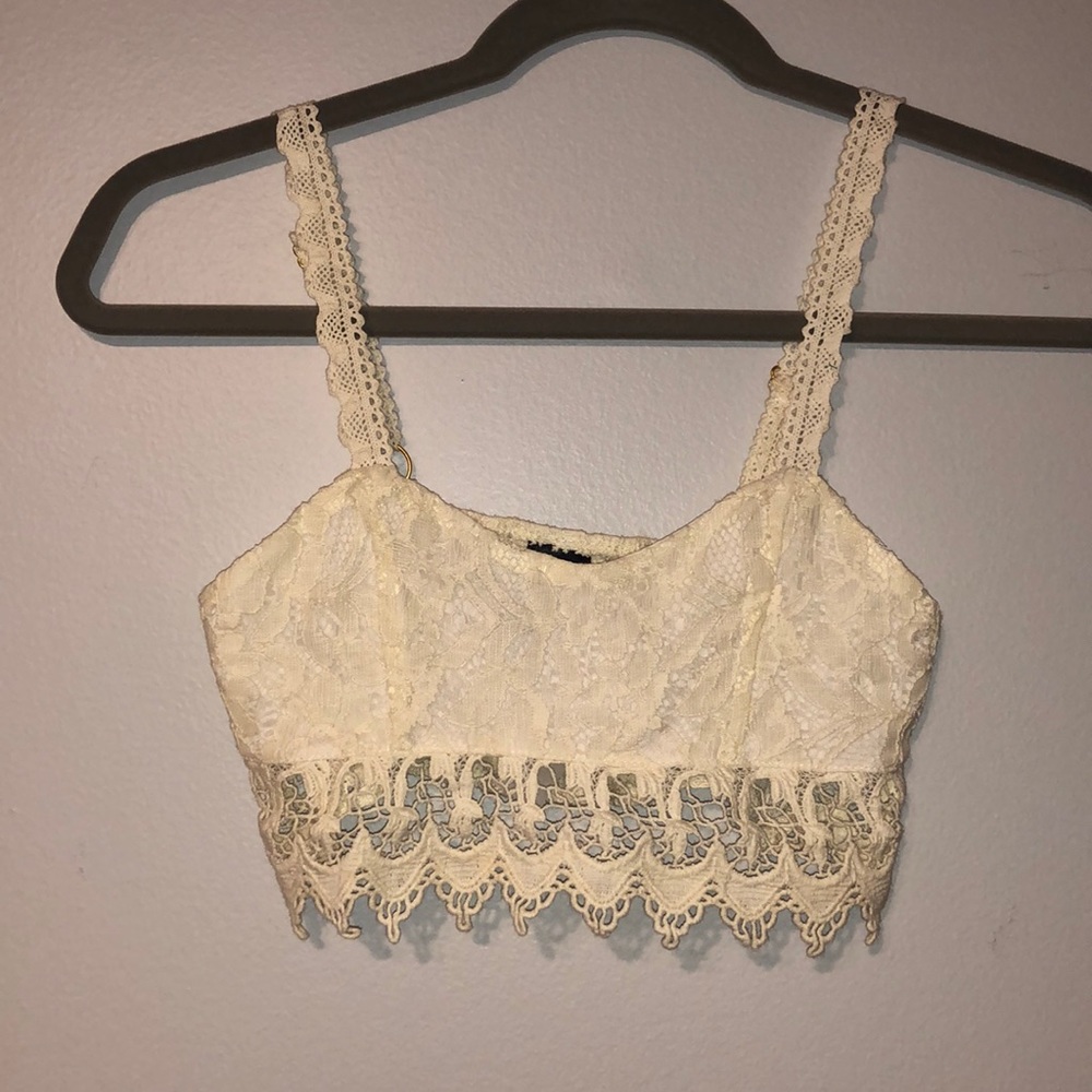 Tilly’s White Lace Bralette/Top Size Small